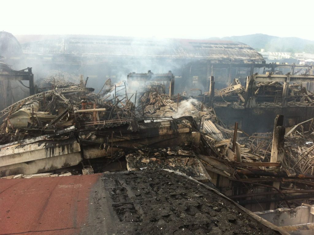 INTERVENCIJA »SKLADIŠČE MERCATOR ZALOG« – NAJVEČJI INDUSTRIJSKI POŽAR V SLOVENIJI